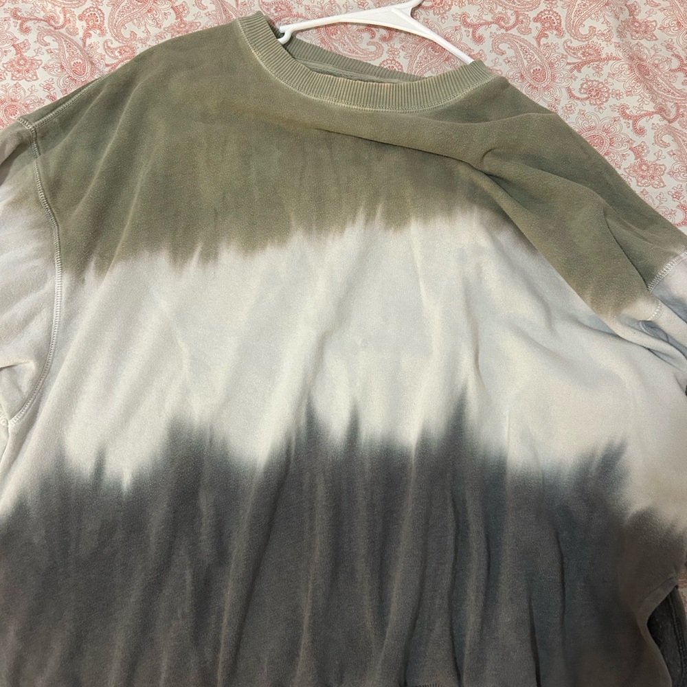 American Eagle Outfitters Olive Green Sweater
